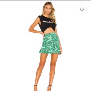 Kelly Ruffle Mini Skirt in Green Leopard
superdown
